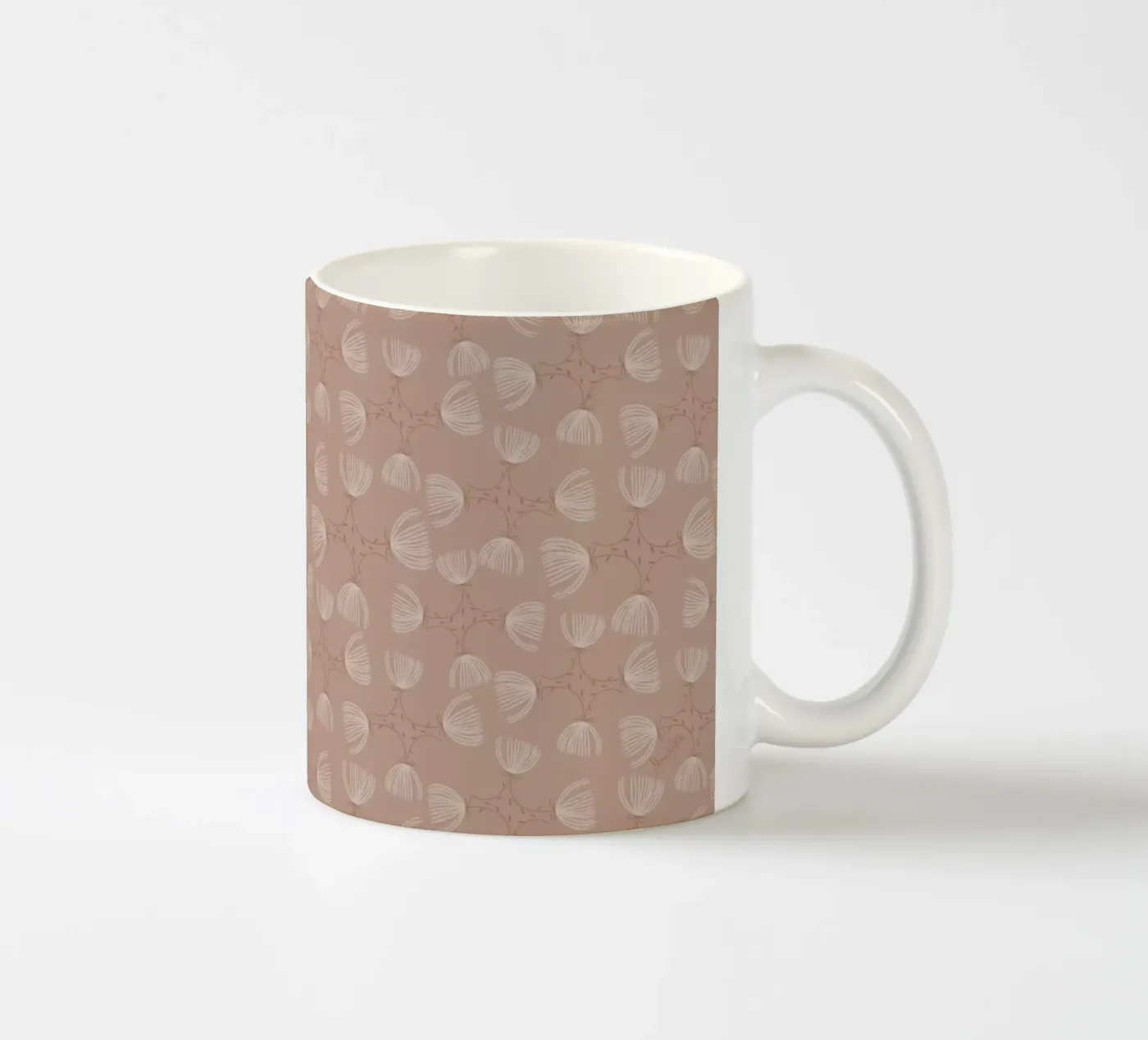 The fluffy pattern ceramic mug by Mandalla Pattern