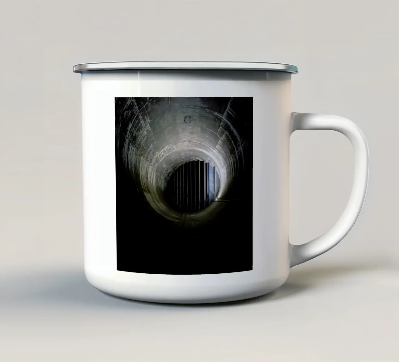 Jaguar 01 tazza in smalto da Michael Belhadi
