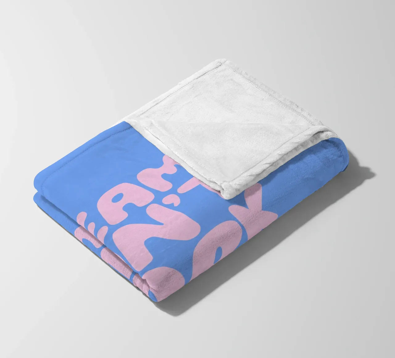 Träume funktionieren nicht, es sei denn, du machst rosa und blaue Typografie Fleecedecke von THE MOTIVATED TYPE