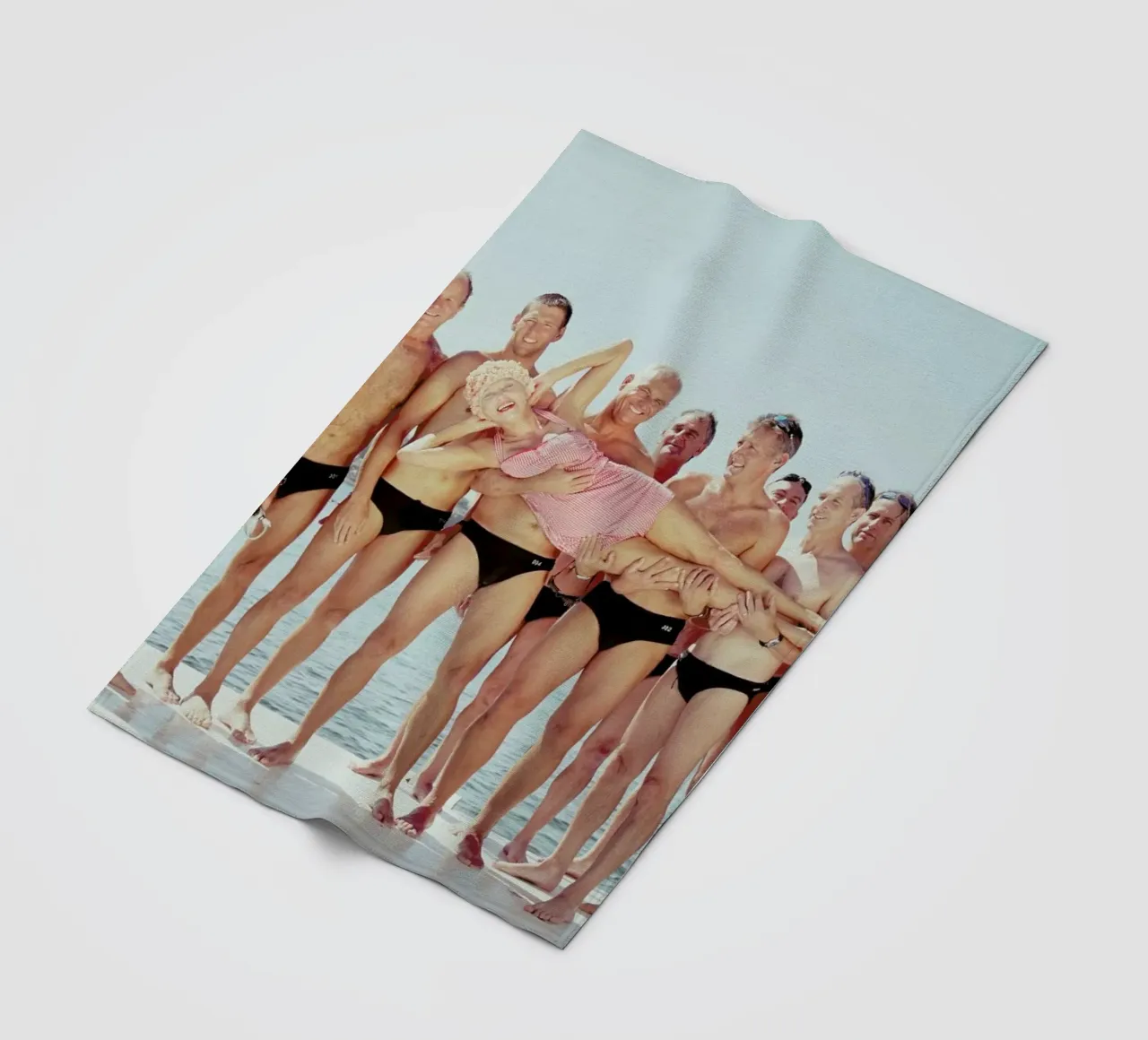 Kewpie 1 coperta in pile da Julian Wolkenstein