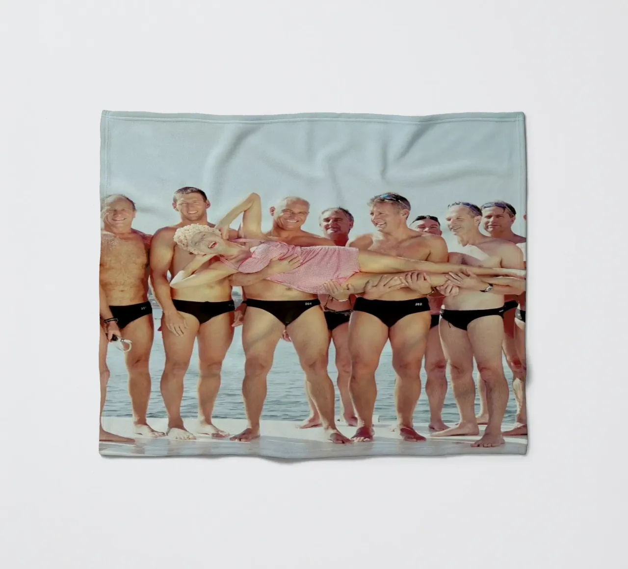 Kewpie 1 coperta in pile da Julian Wolkenstein