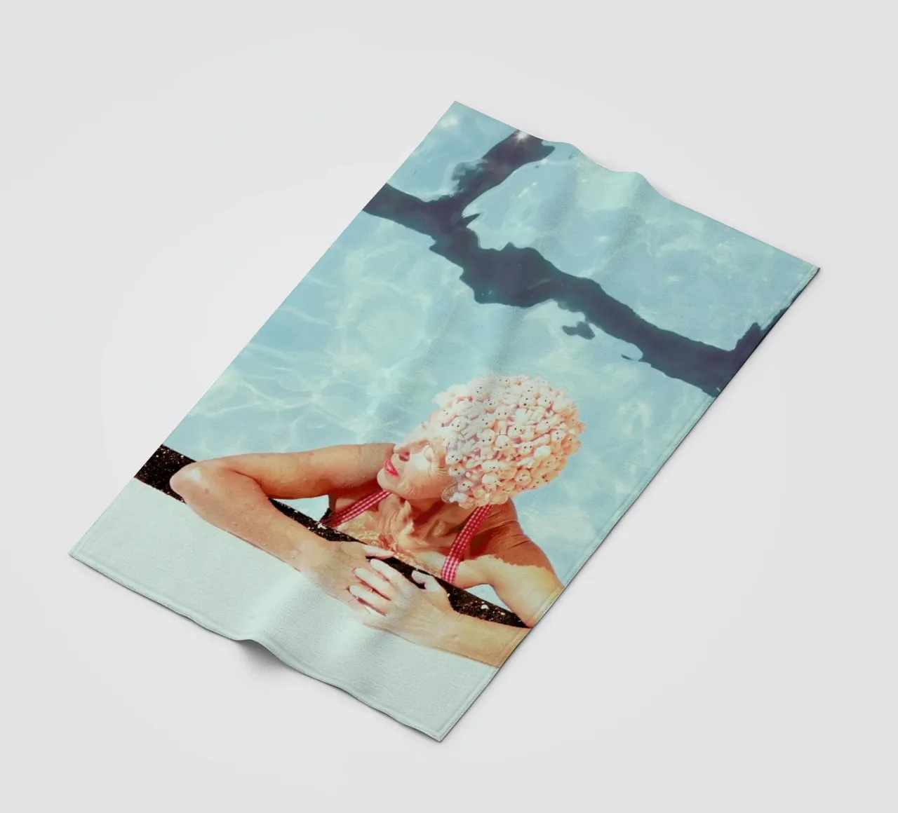 Kewpie 3 coperta in pile da Julian Wolkenstein