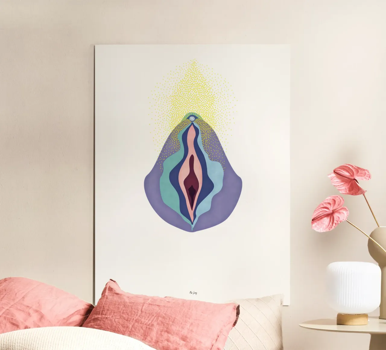 Purple flower poster con telaio in legno da Mie Frey Damgaard