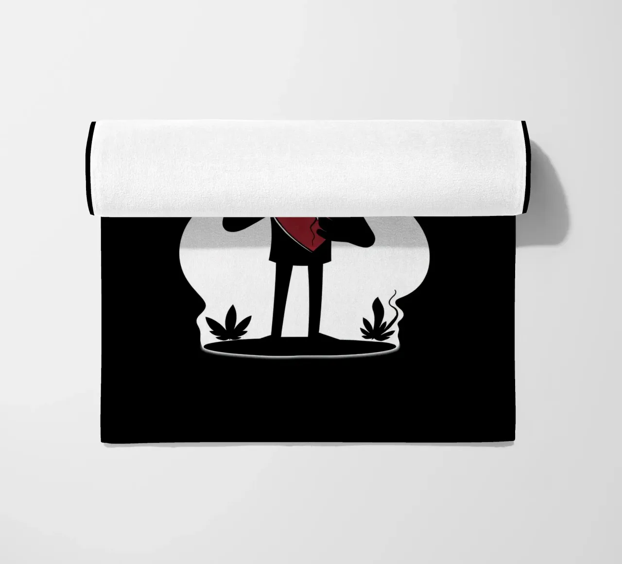Una figura affranta tiene un cuore in frantumi telo mare da DesignDoodle