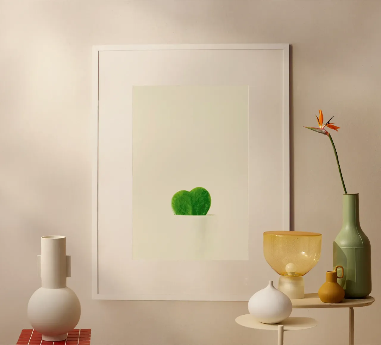 Cactus Heart poster con telaio in legno da Ingrid Beddoes