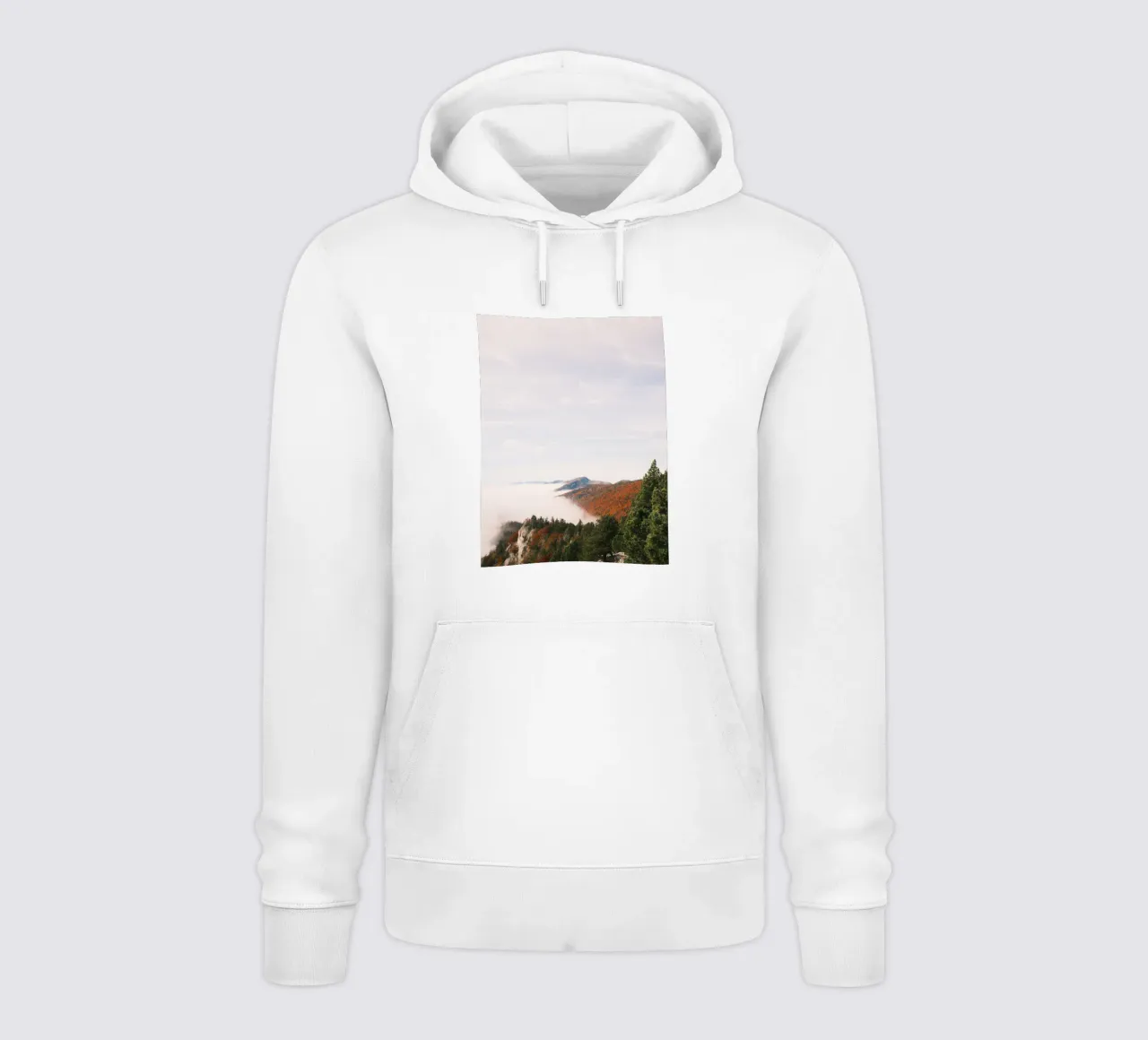 Misty Mountain View in Autumn felpa con cappuccio da FujiSwiss