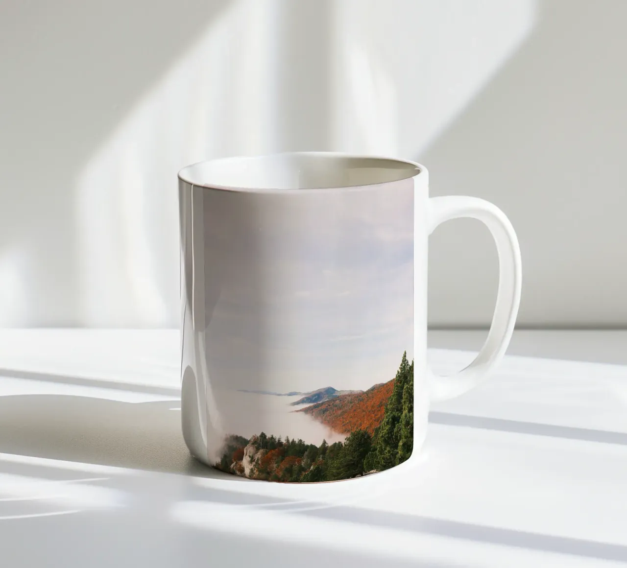 Misty Mountain View in Autumn tazza in ceramica da FujiSwiss