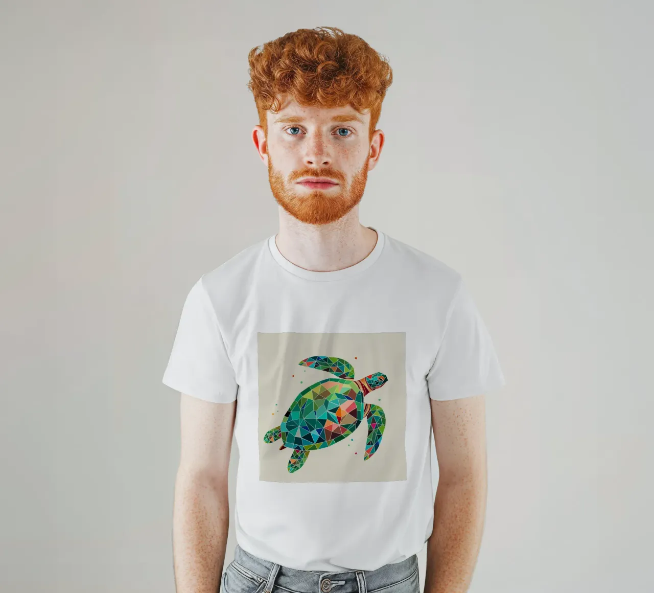 Geometrische schildpad - Kleurrijk zeedesign t-shirt van namosh