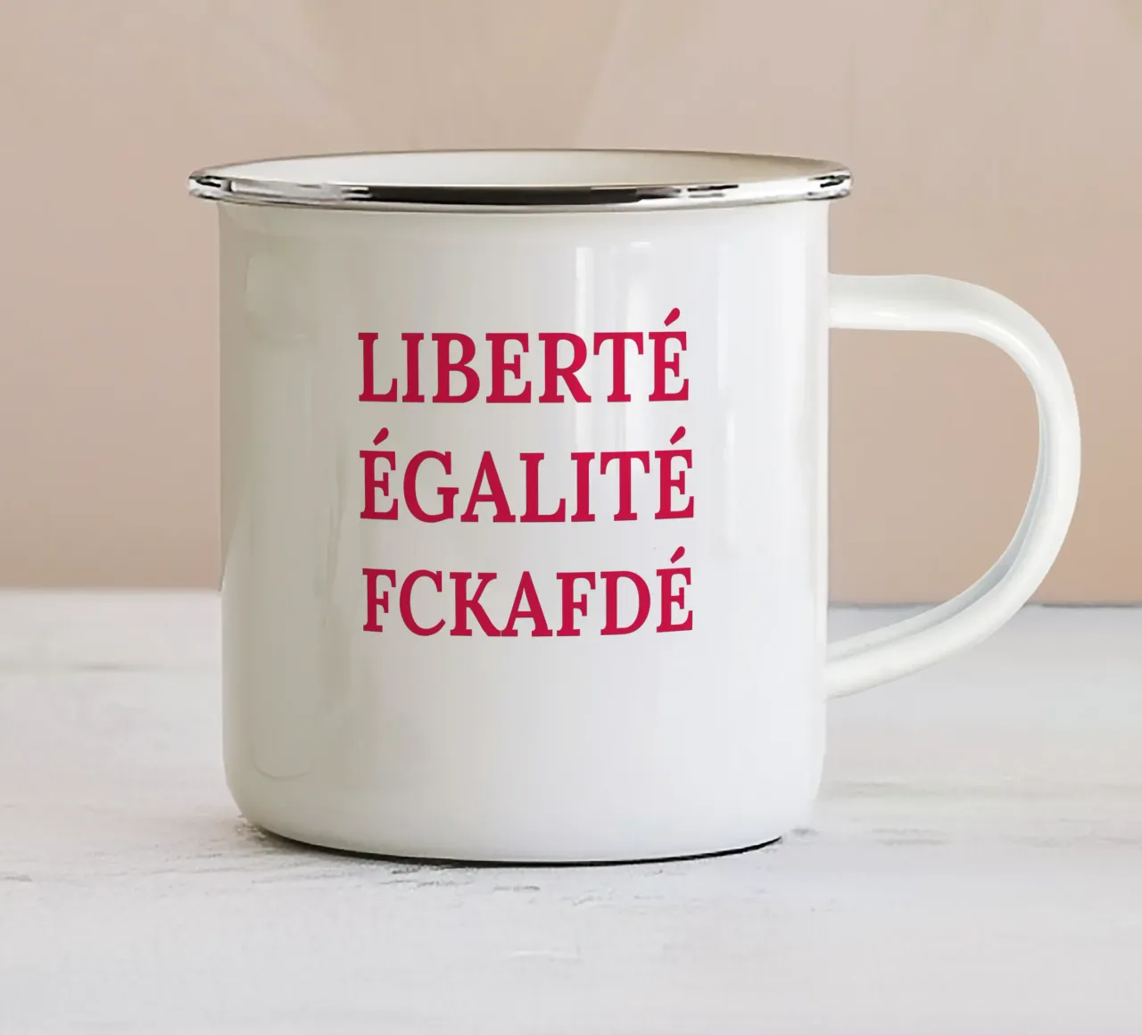 Liberté, égalité, fckafdé tazza in smalto da Illustration Raissa Oltmanns