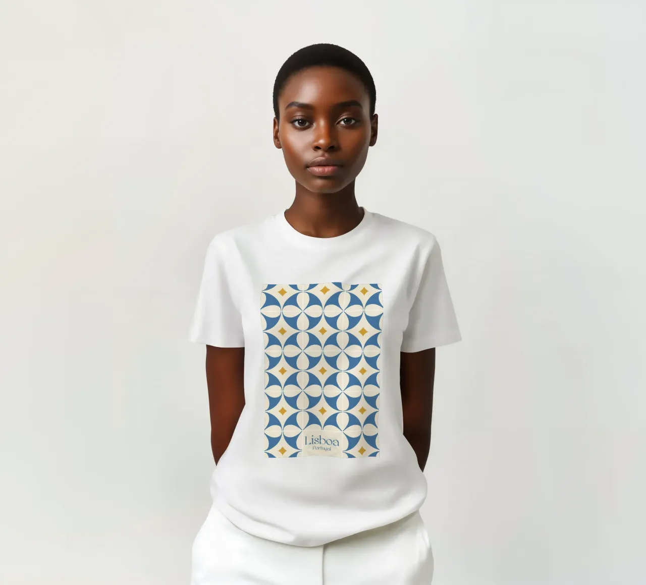 Lisbona - Piastrelle Azulejos t-shirt da pierosvisuals