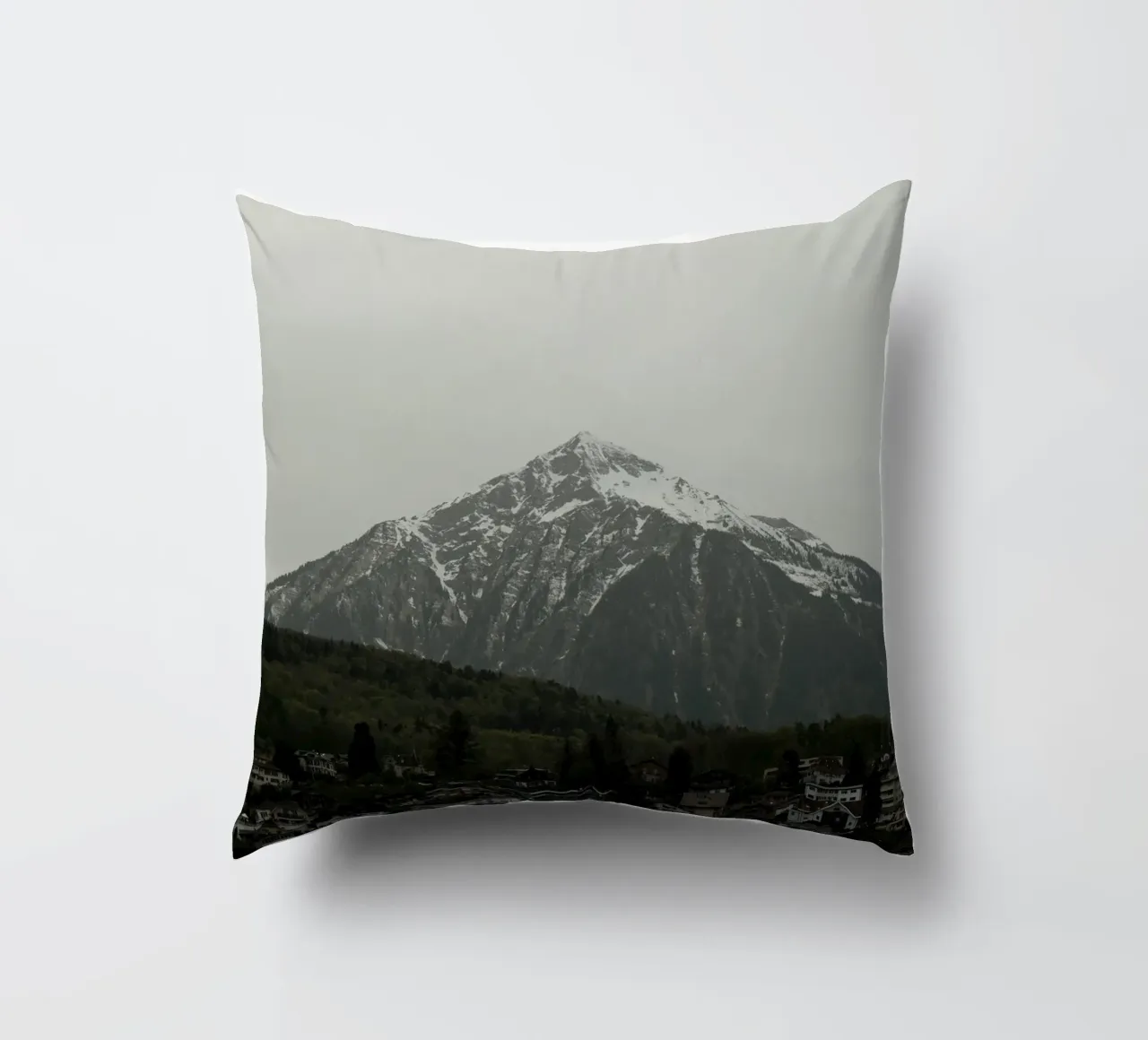 Snow-Capped Niesen cuscino da FujiSwiss