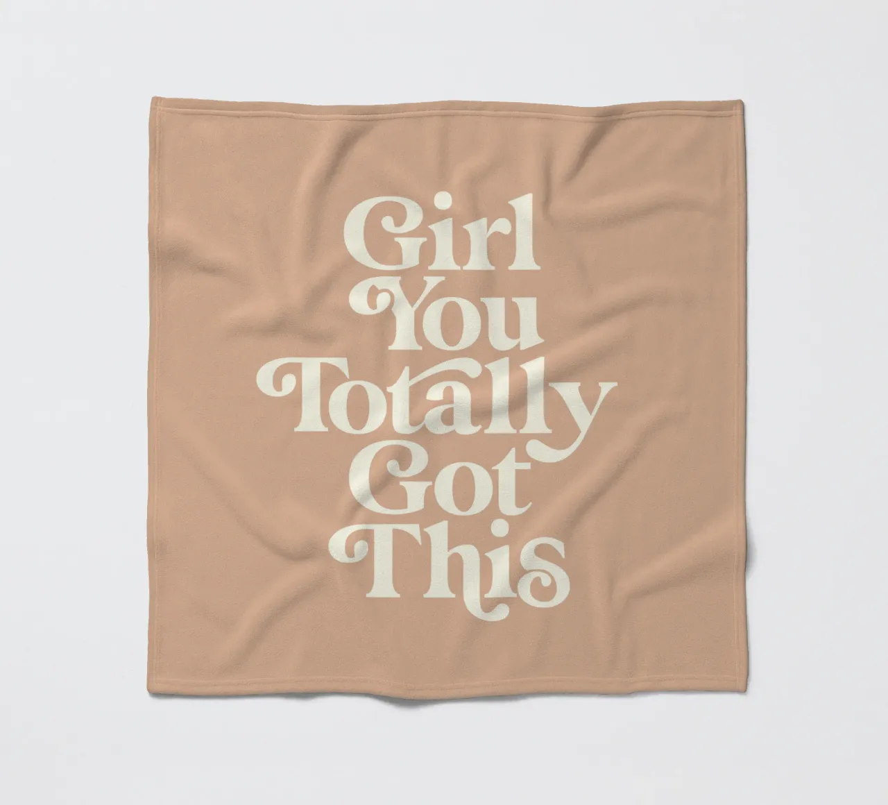 Ragazza, questo design tipografico è assolutamente perfetto coperta in pile da THE MOTIVATED TYPE