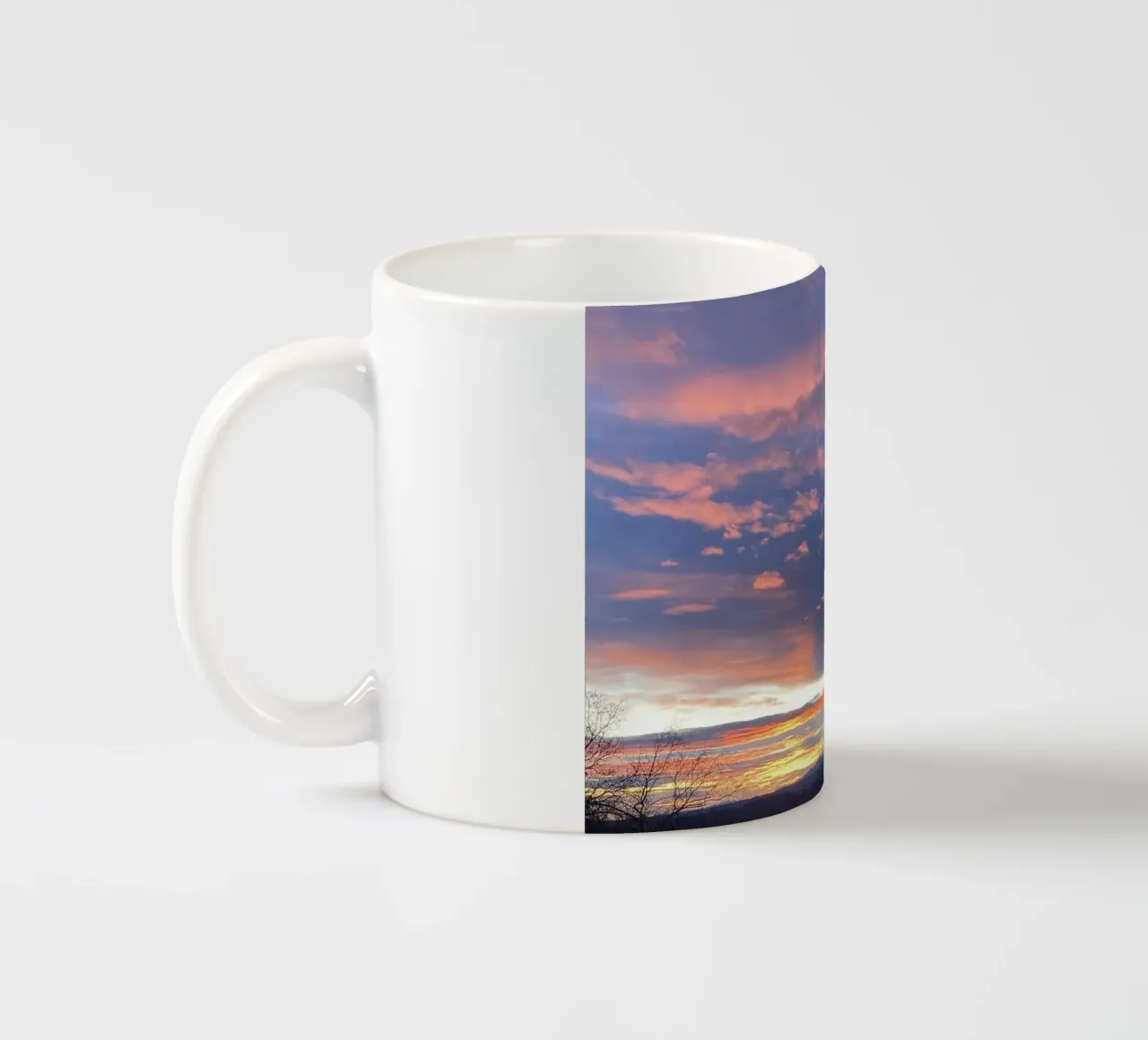 L'alba ai piedi delle Alpi tazza in ceramica da Art Studio by Iris