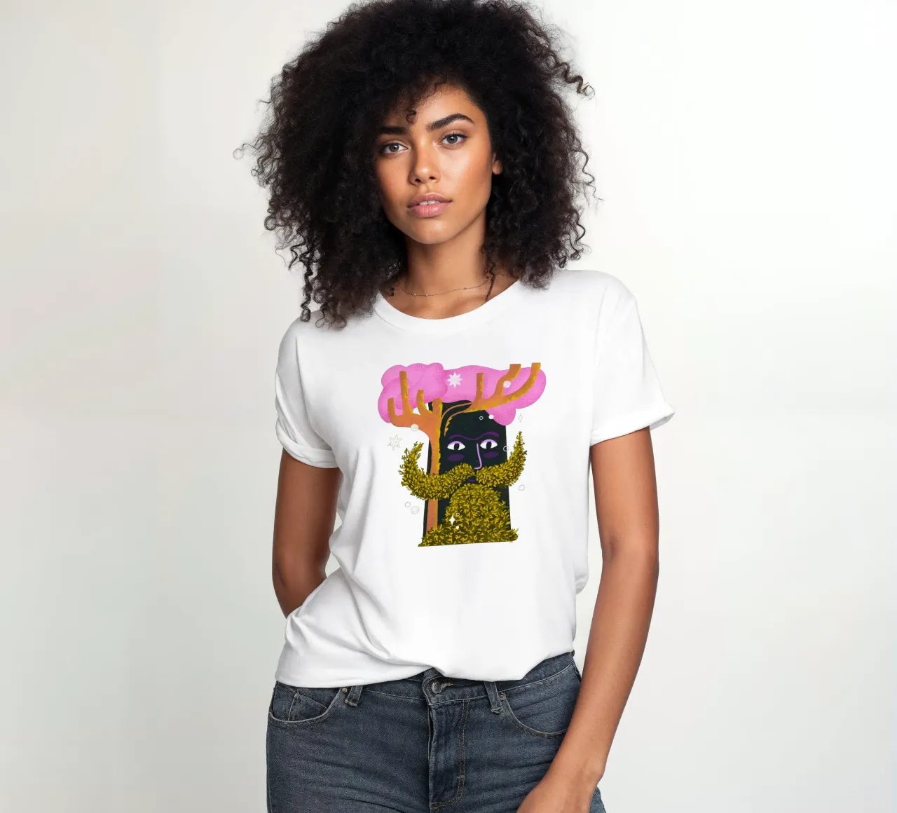 Albero magico con barba di muschio illustrazione t-shirt da donna da Bold & Beautiful