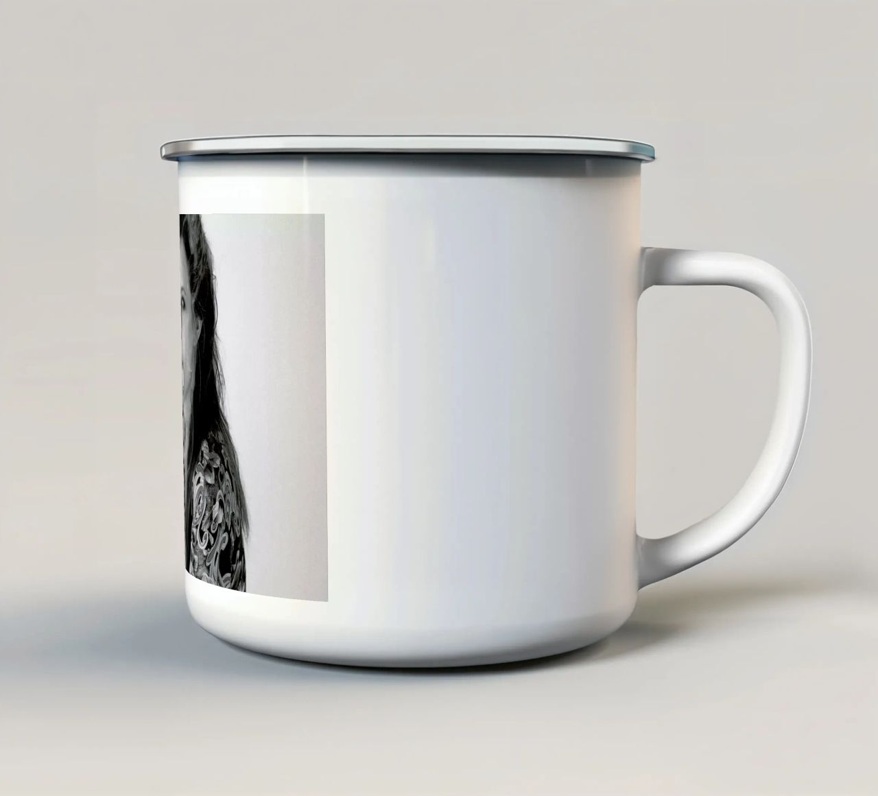 Smoke tazza in smalto da Aysha Banos