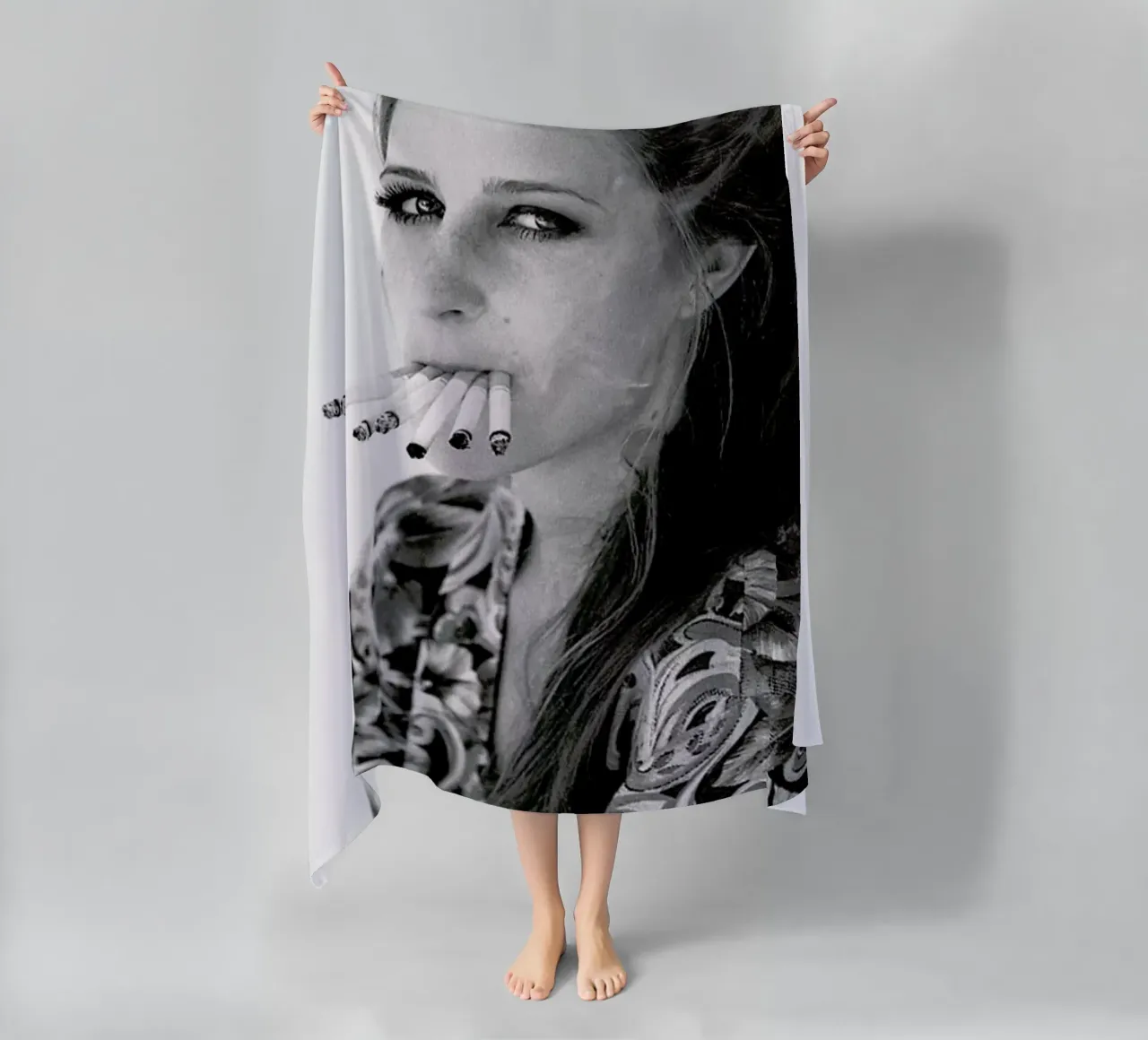 Smoke telo mare da Aysha Banos