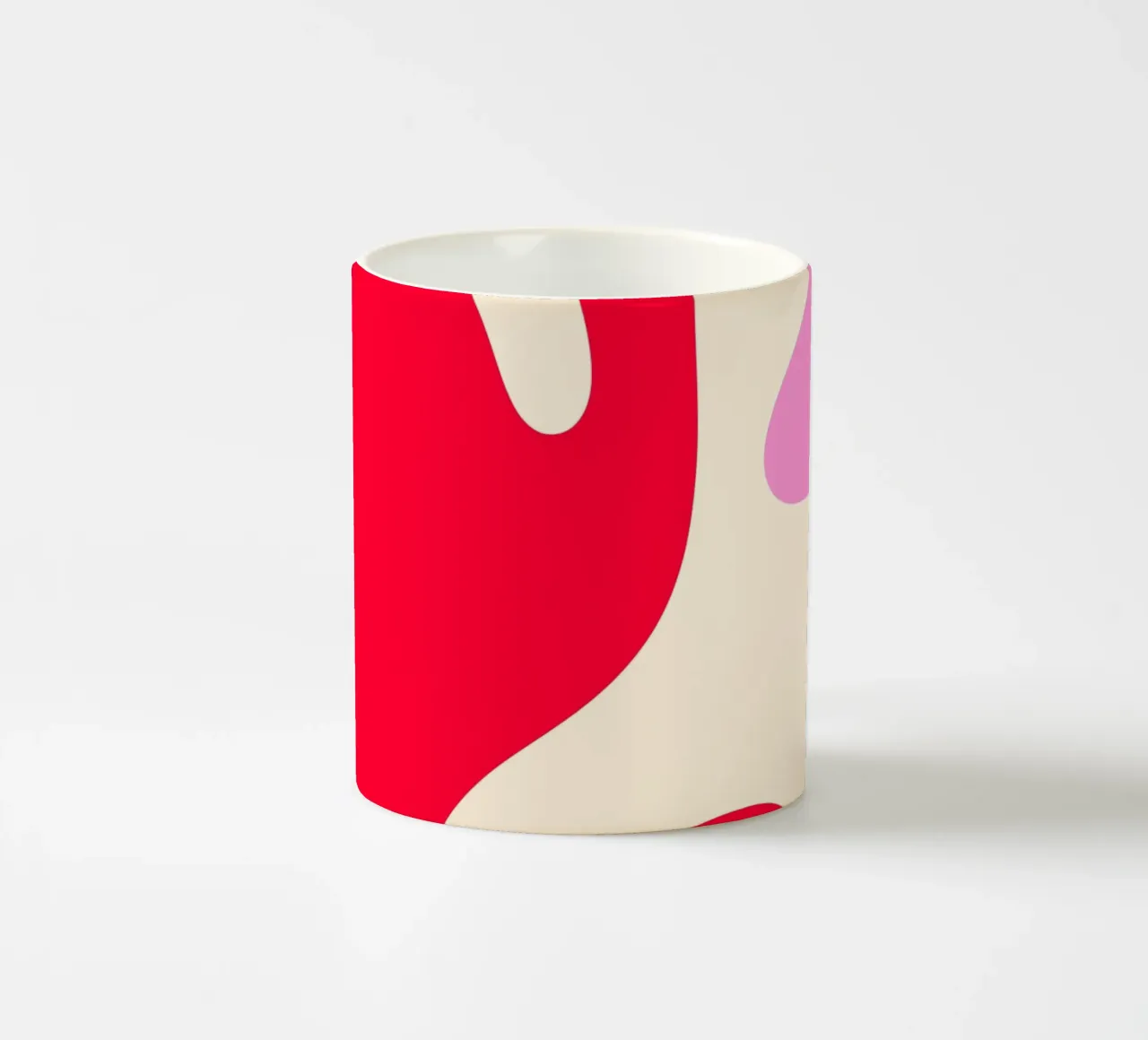 Forme astratte e moderne - rosa, crema, rosso tazza in ceramica da Wackapacka