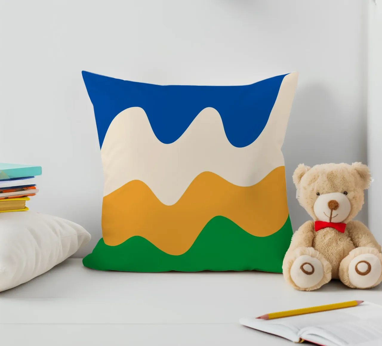 Forme astratte e moderne - blu, verde, giallo e crema cuscino da Wackapacka