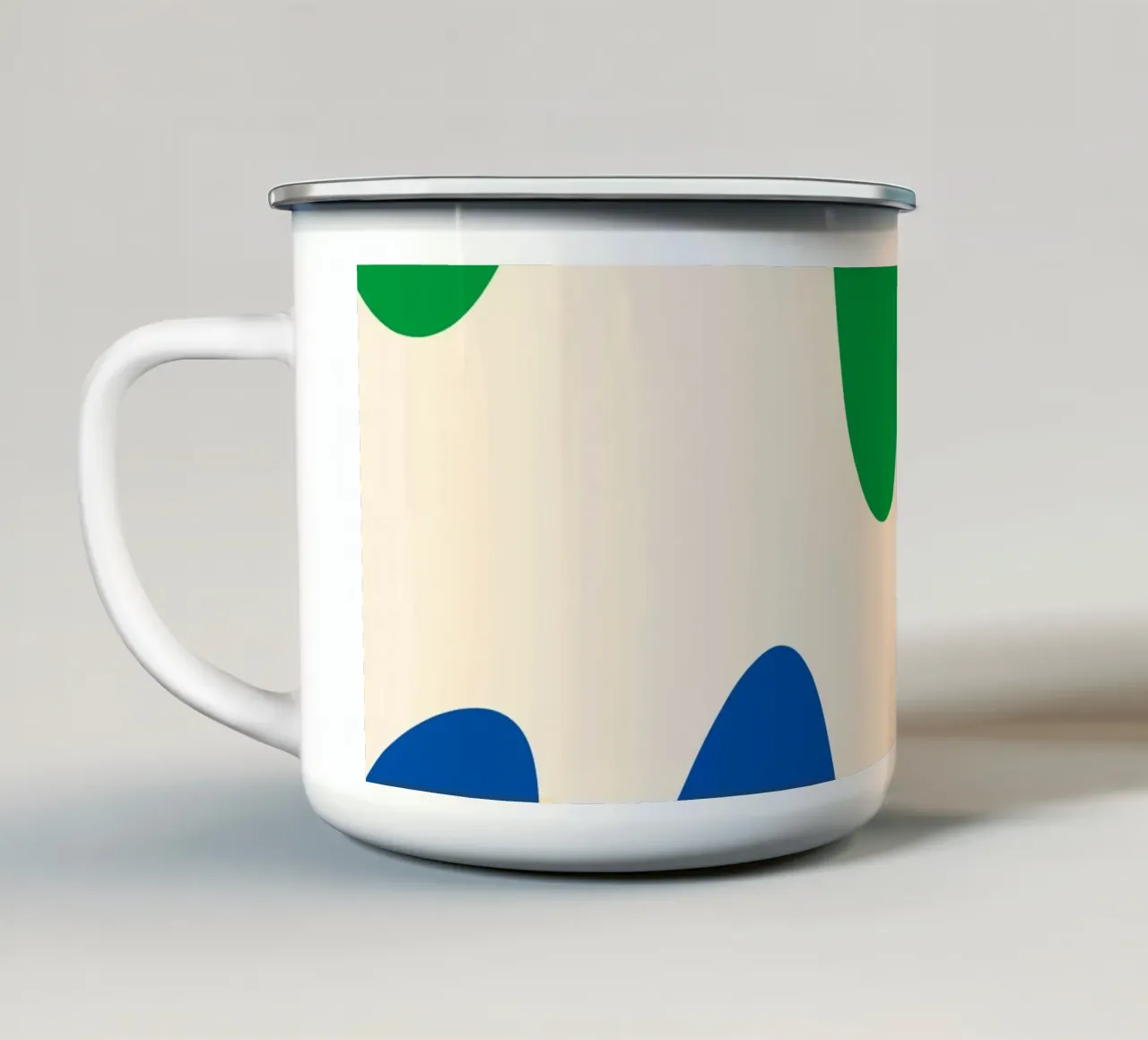 Forme astratte e moderne - verde, blu e crema tazza in smalto da Wackapacka