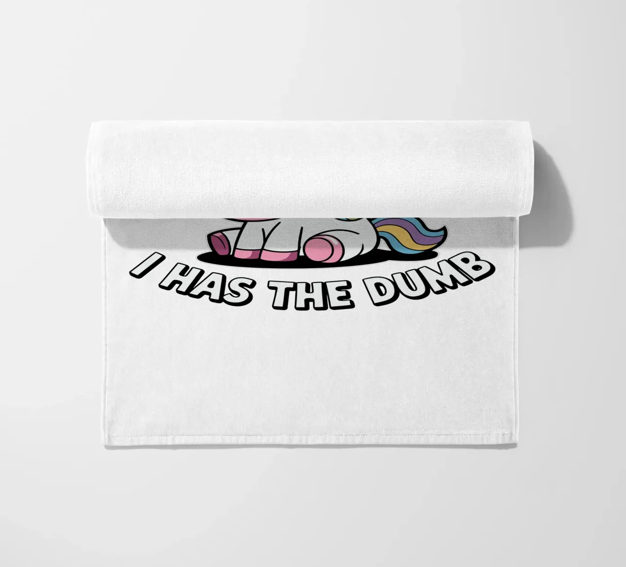 I cannot brain today, I has the dumb beach towel by edsonramosart