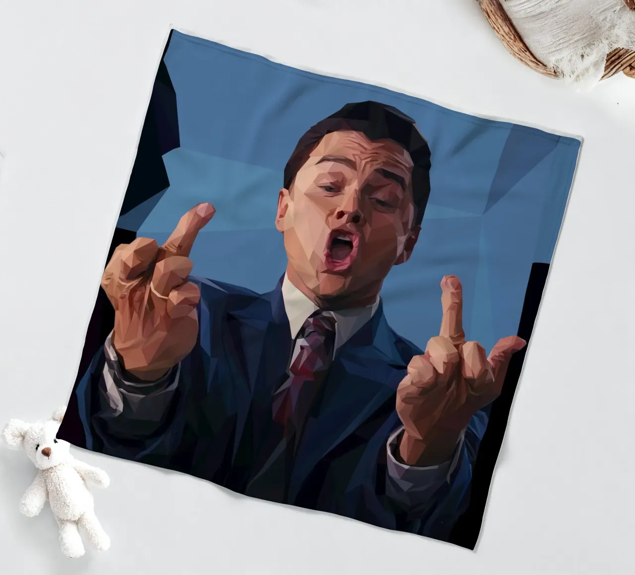 Leonardo Meme hand coperta in pile da Low poly art