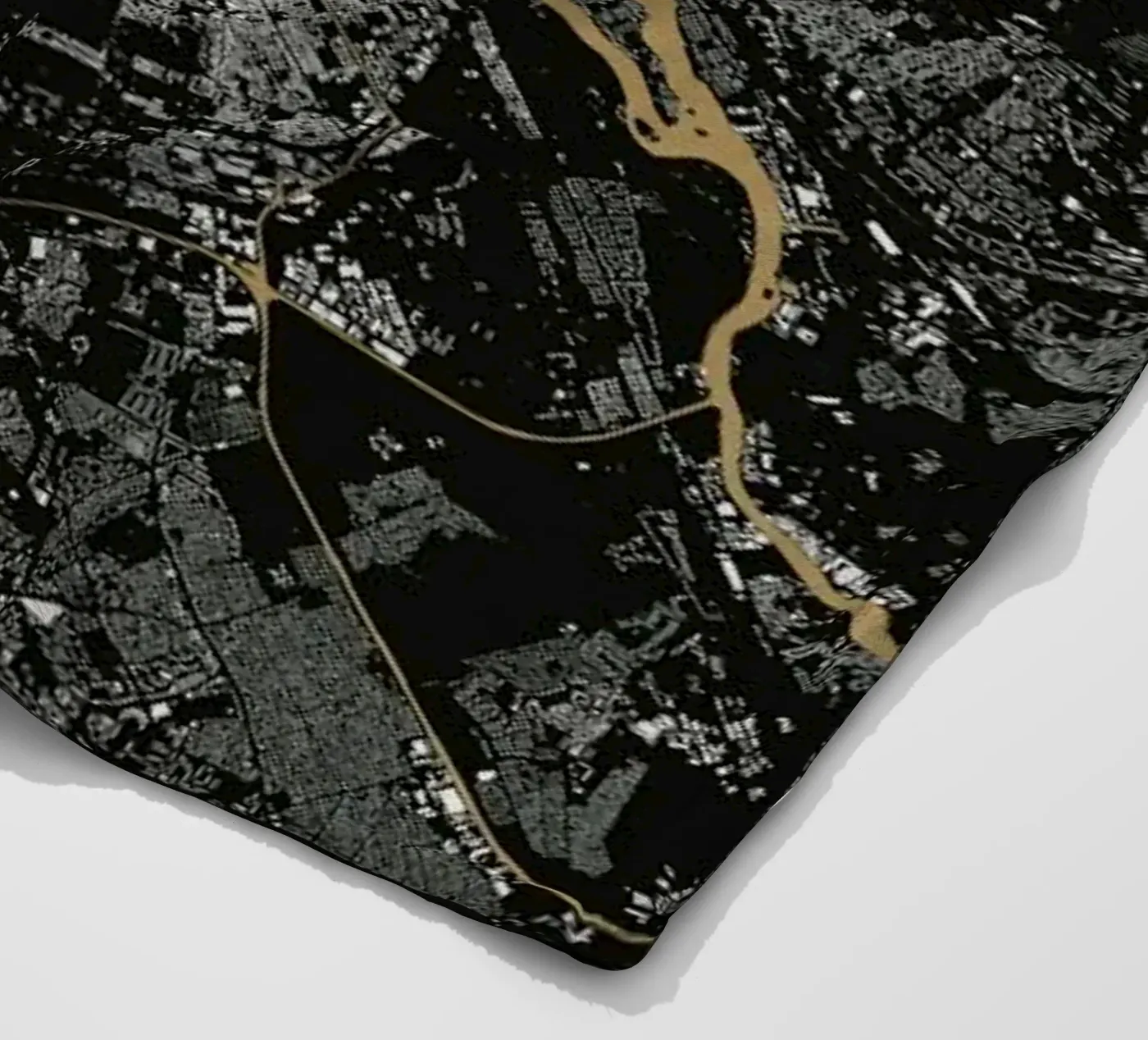 Berlin Brown Fleecedecke von Urban Maps