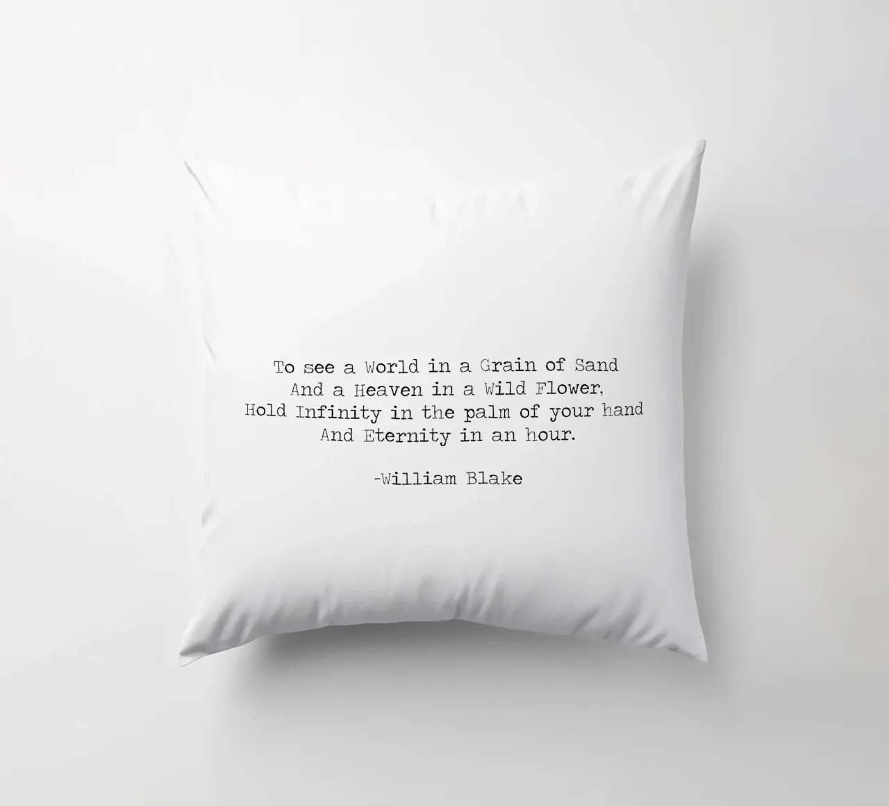 Vedere un mondo in un granello di sabbia, famosa citazione di William Blake cuscino da Summer Soul Co. - Quotes