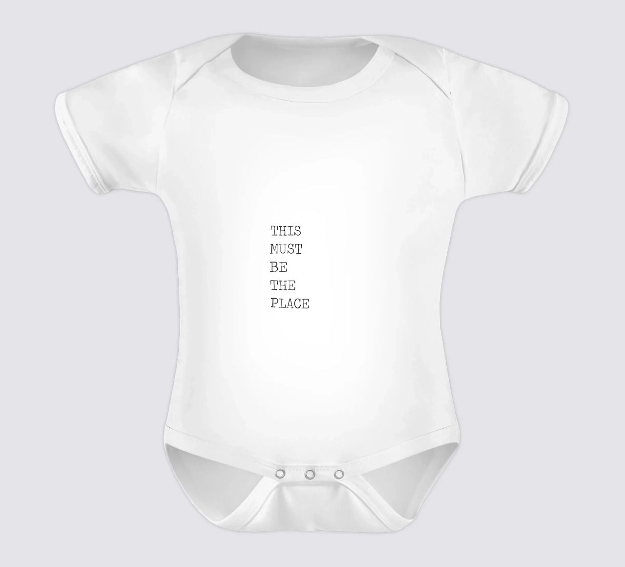 This Must Be The Place Minimalist schwarz-weißes Zitat Kurzarm Babybody von Summer Soul Co. - Quotes