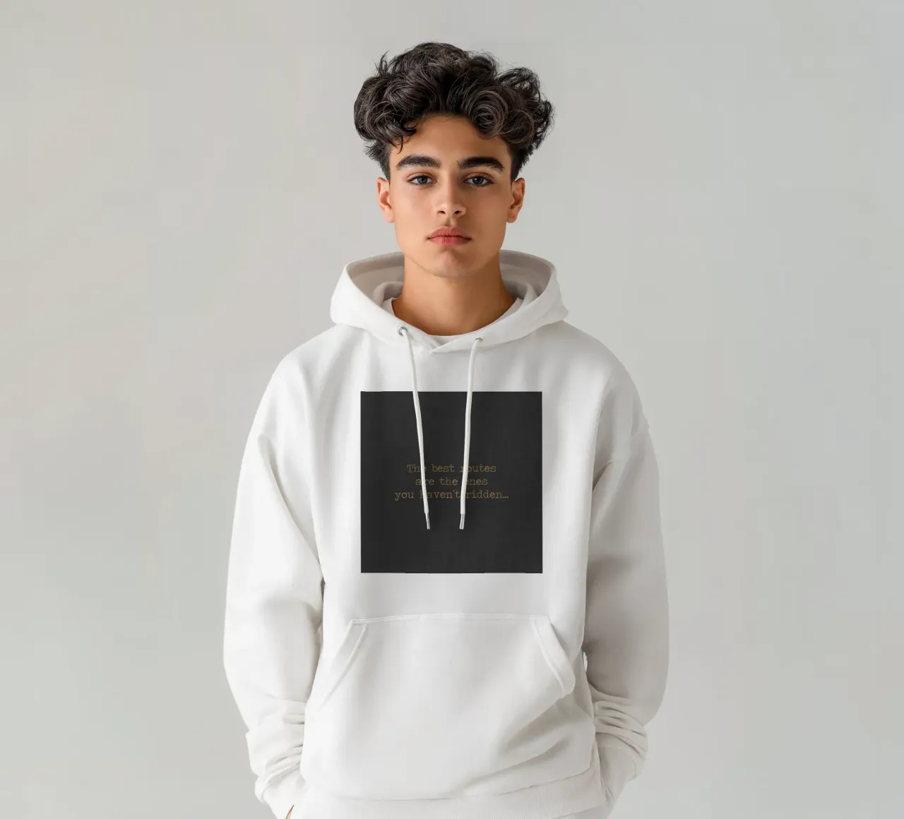 I percorsi migliori sono quelli che non avete mai percorso Preventivo felpa con cappuccio da Summer Soul Co. - Quotes