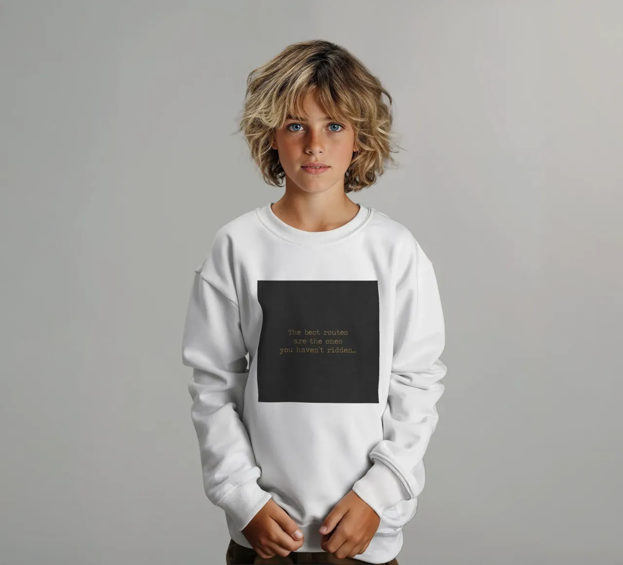 Las mejores rutas son las que no has recorrido Cita sudadera para niño de Summer Soul Co. - Quotes