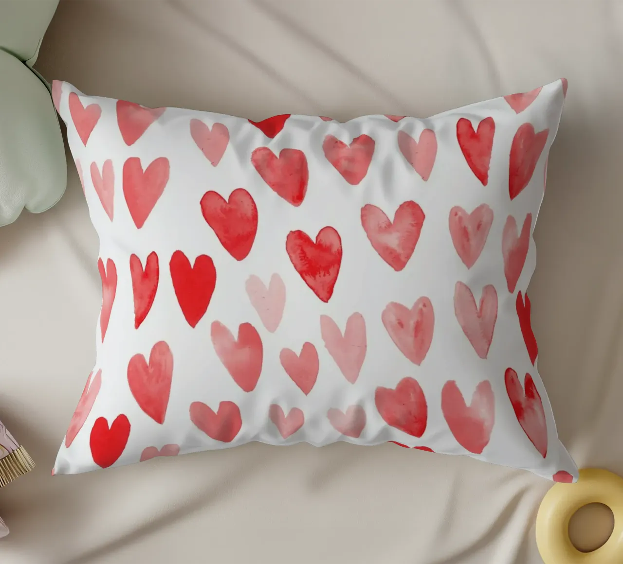 Valentines Hearts Kissen von Charlotte Winter