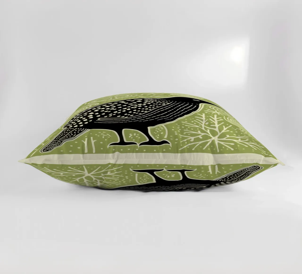 Kiwi verde 4 cuscino da Minimal Animal Art