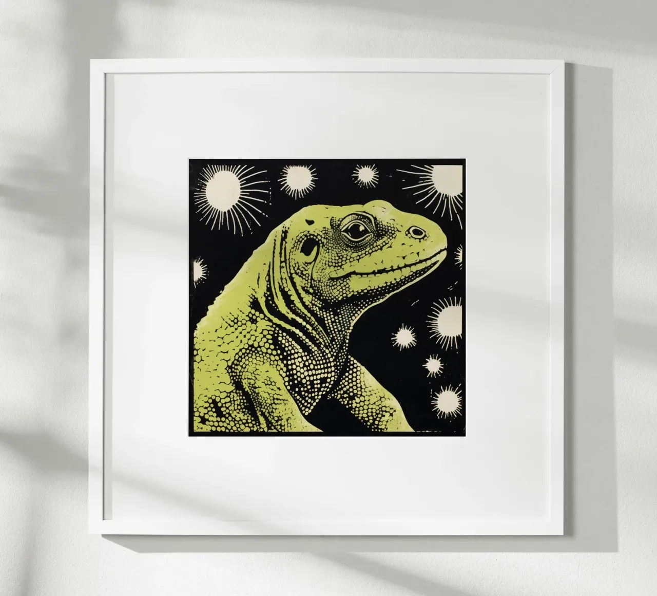 Drago di Komodo verde 2 poster con telaio in legno da Minimal Animal Art