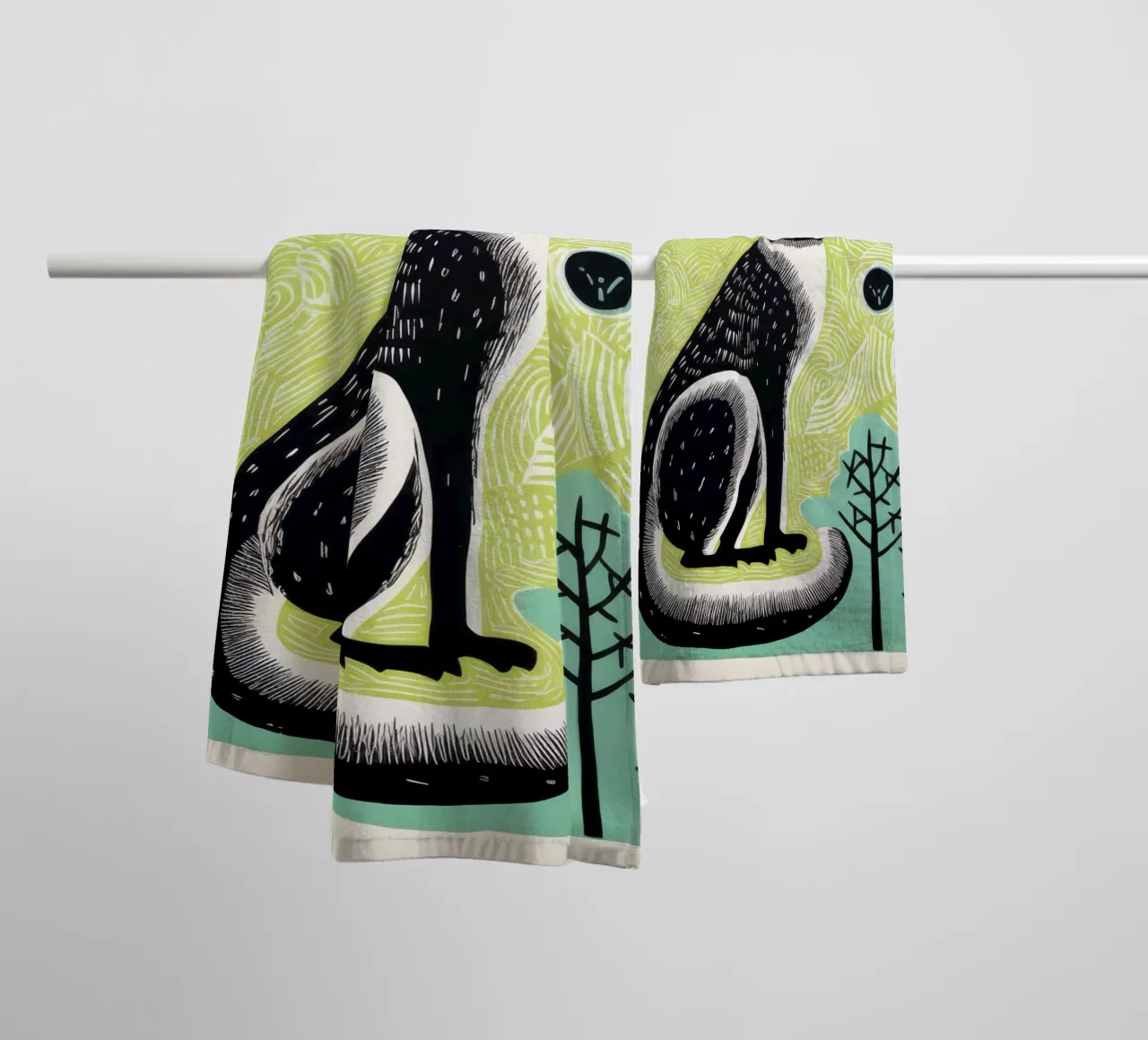 Lemure verde 1 asciugamano da bagno da Minimal Animal Art