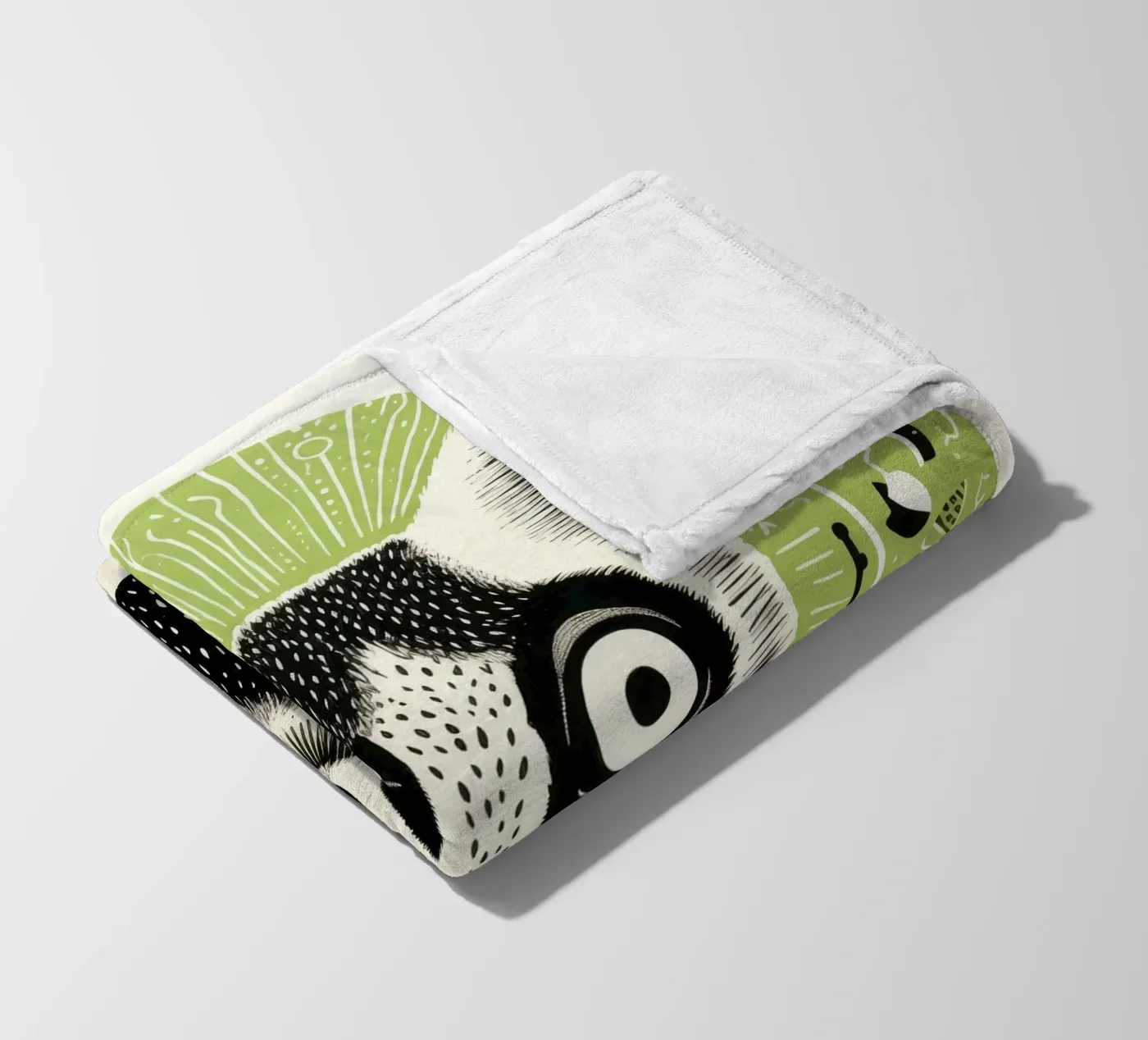 Lemure verde coperta in pile da Minimal Animal Art