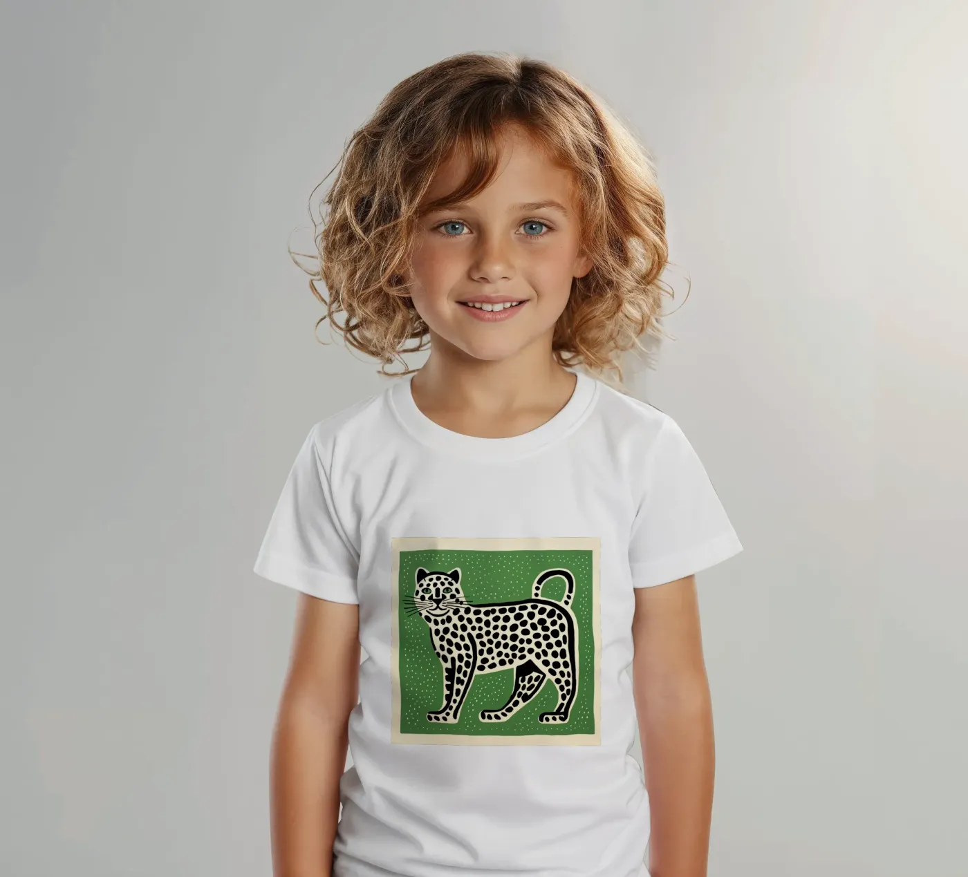 Green Leopard kinder t-shirt van Minimal Animal Art