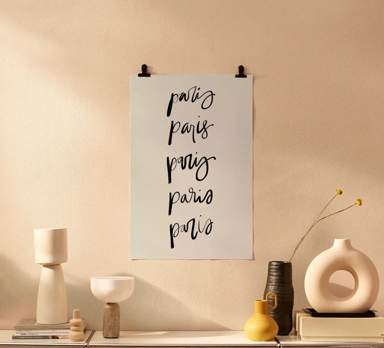 Paris poster con telaio in legno da Kristen Polsinelli