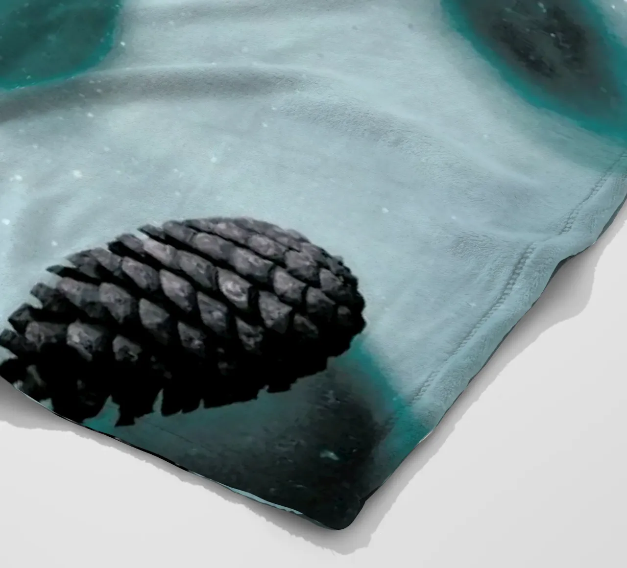 Smell Of Pine Forest coperta in pile da STUDIO LEEMO