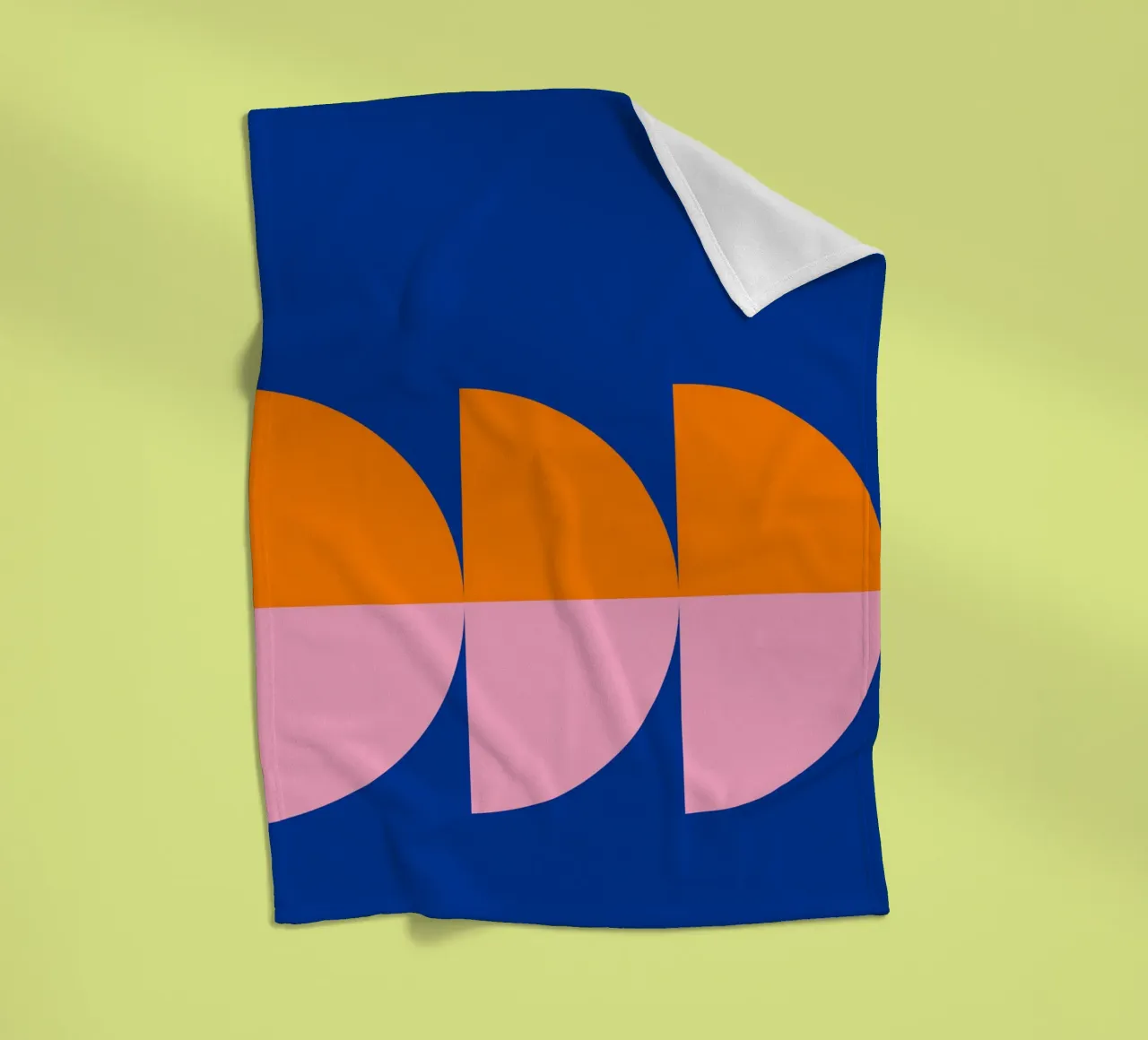 Spring Pantone Warm Color coperta in pile da KHouse Studio