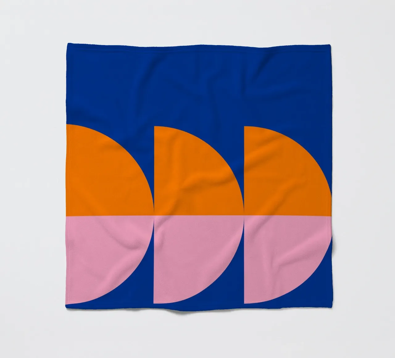 Spring Pantone Warm Color coperta in pile da KHouse Studio