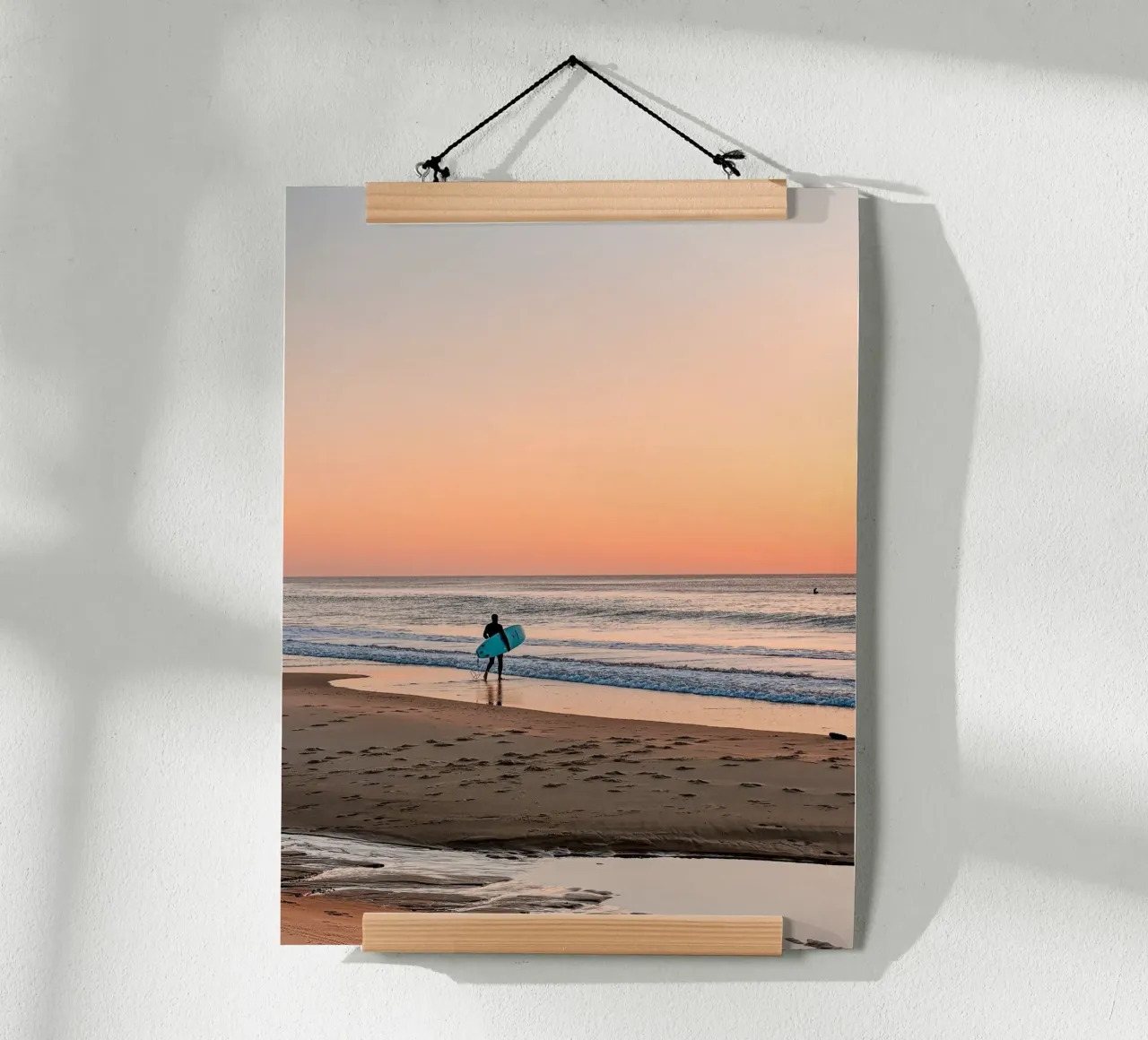 Le surf bleu poster con telaio in alluminio da CALL OF THE OCEAN