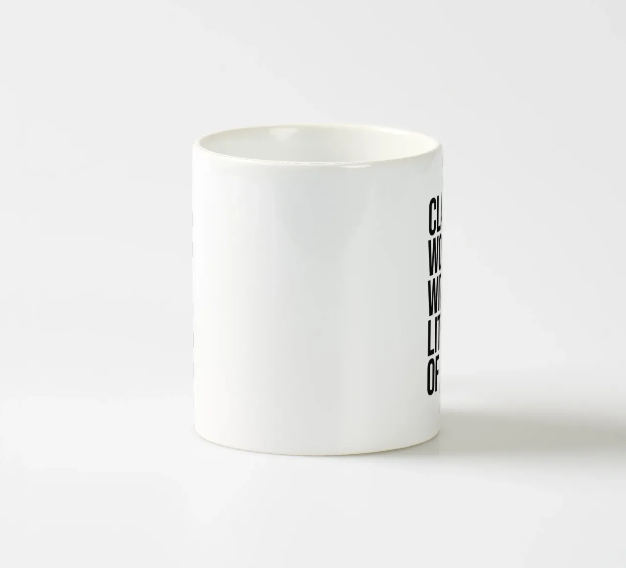 Donne di classe con un pizzico di citazione "hood cool tazza in ceramica da Paigaam Studio