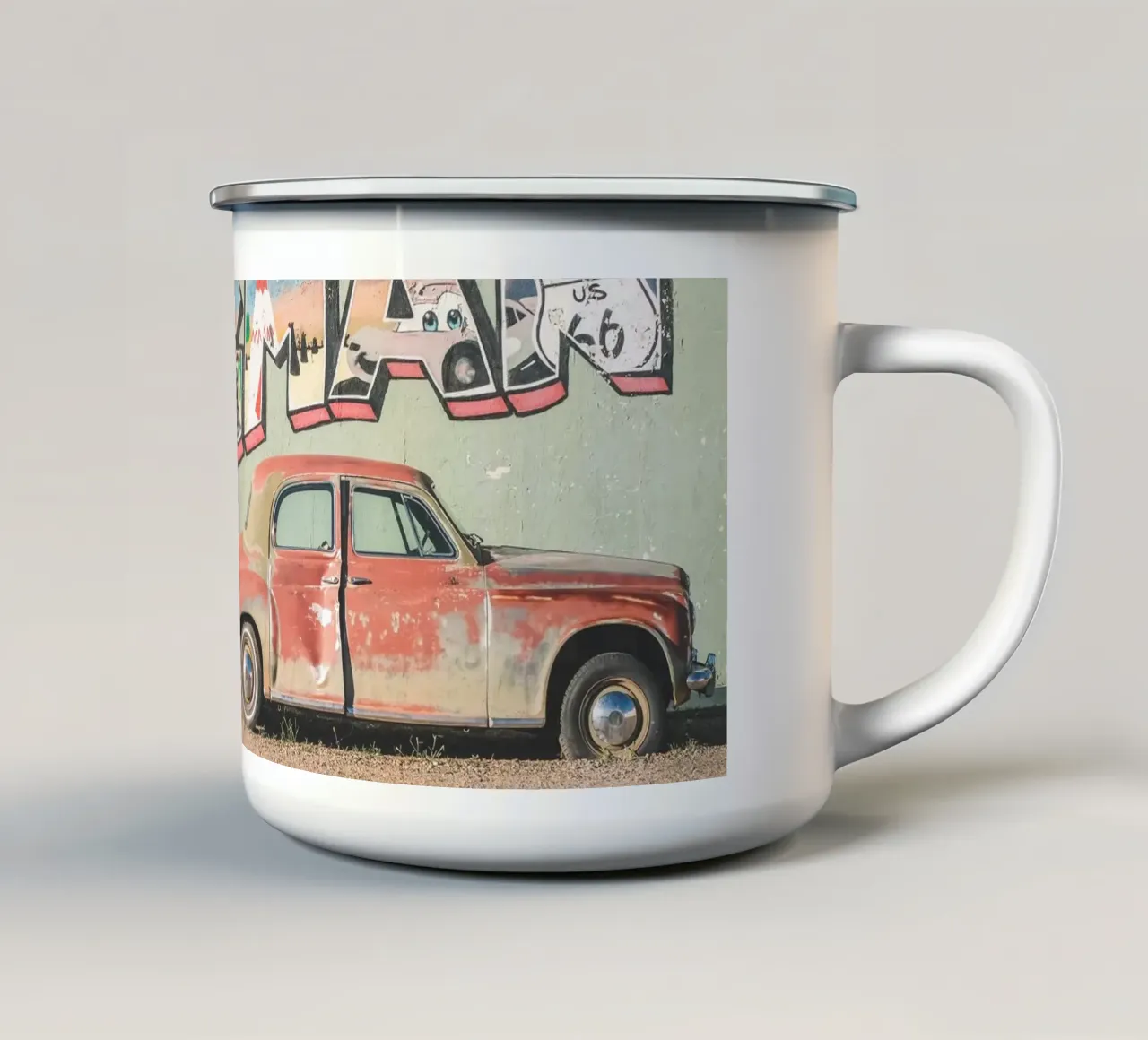 Route 66, USA I Auto d'epoca retrò a Seligman tazza in smalto da Julie Travel Photography