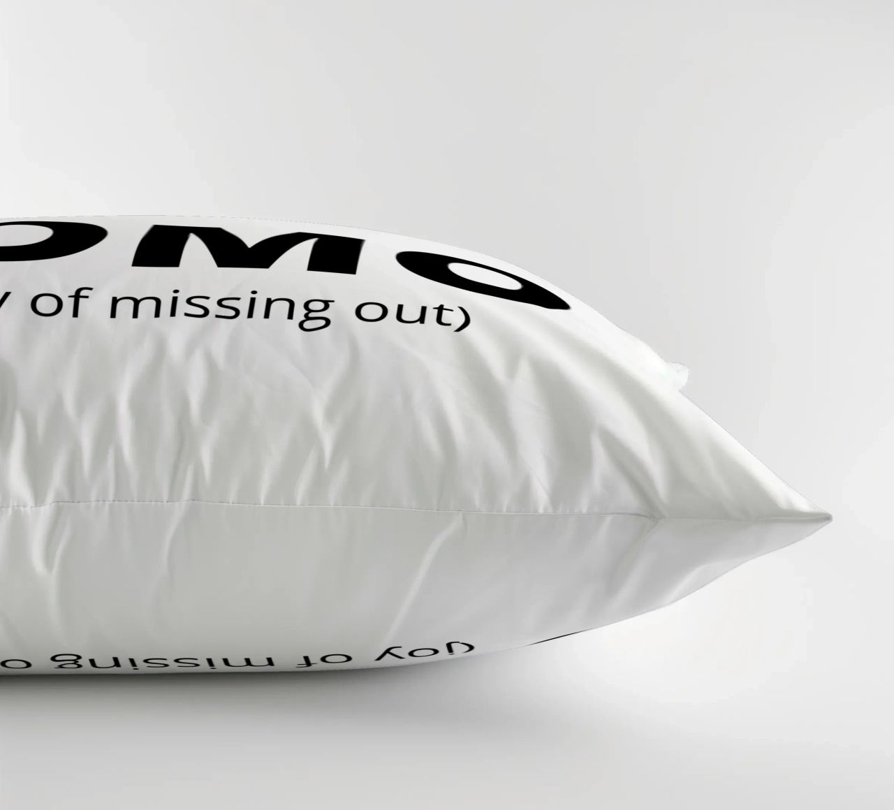 JOMO (joy of missing out) cuscino da Magnific