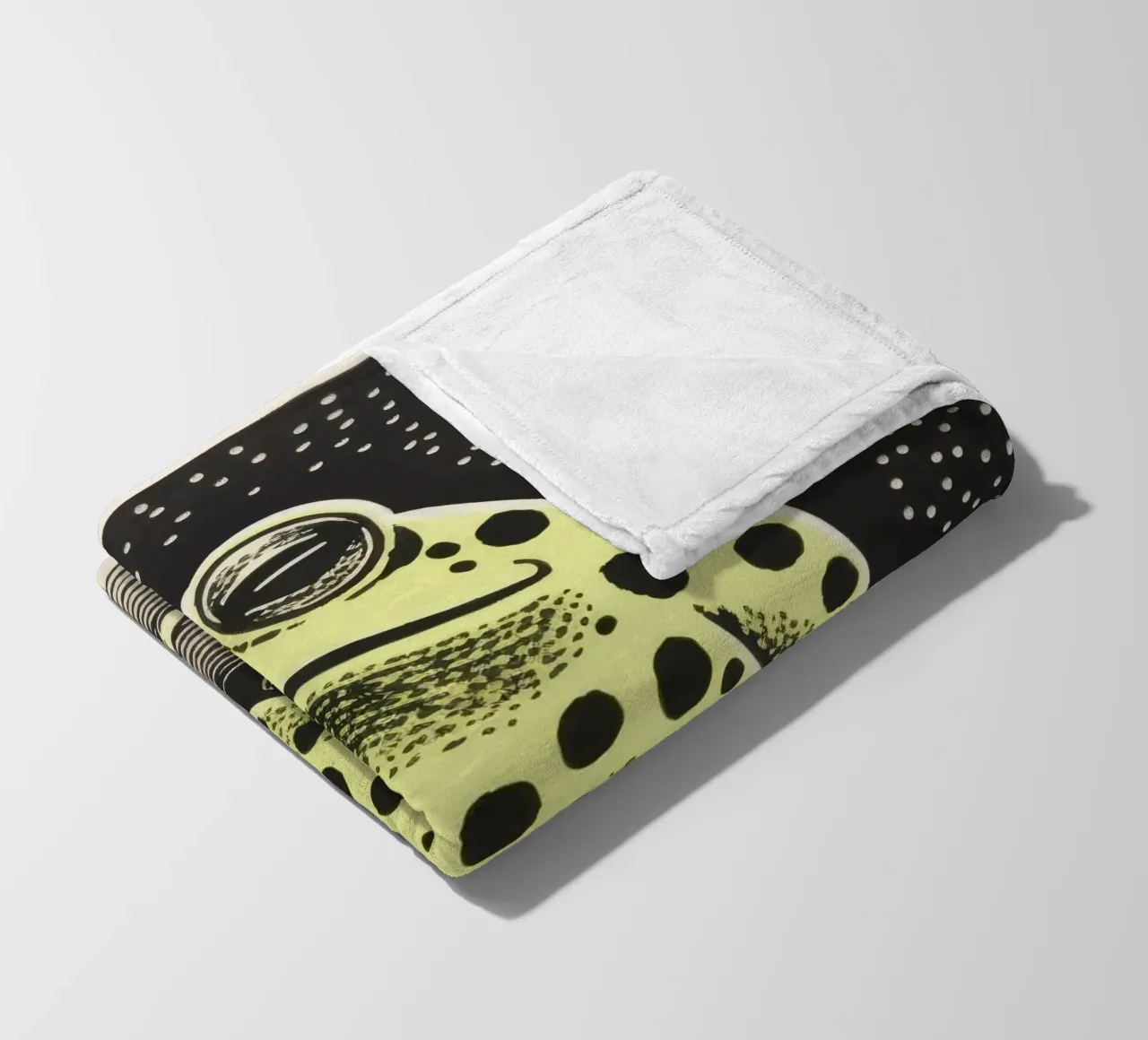 Rana verde 1 coperta in pile da Minimal Animal Art