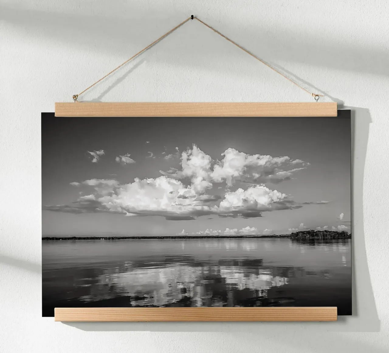 Landscape Photo - Cloud Mirror poster con telaio in alluminio da adrianooliveiraphoto