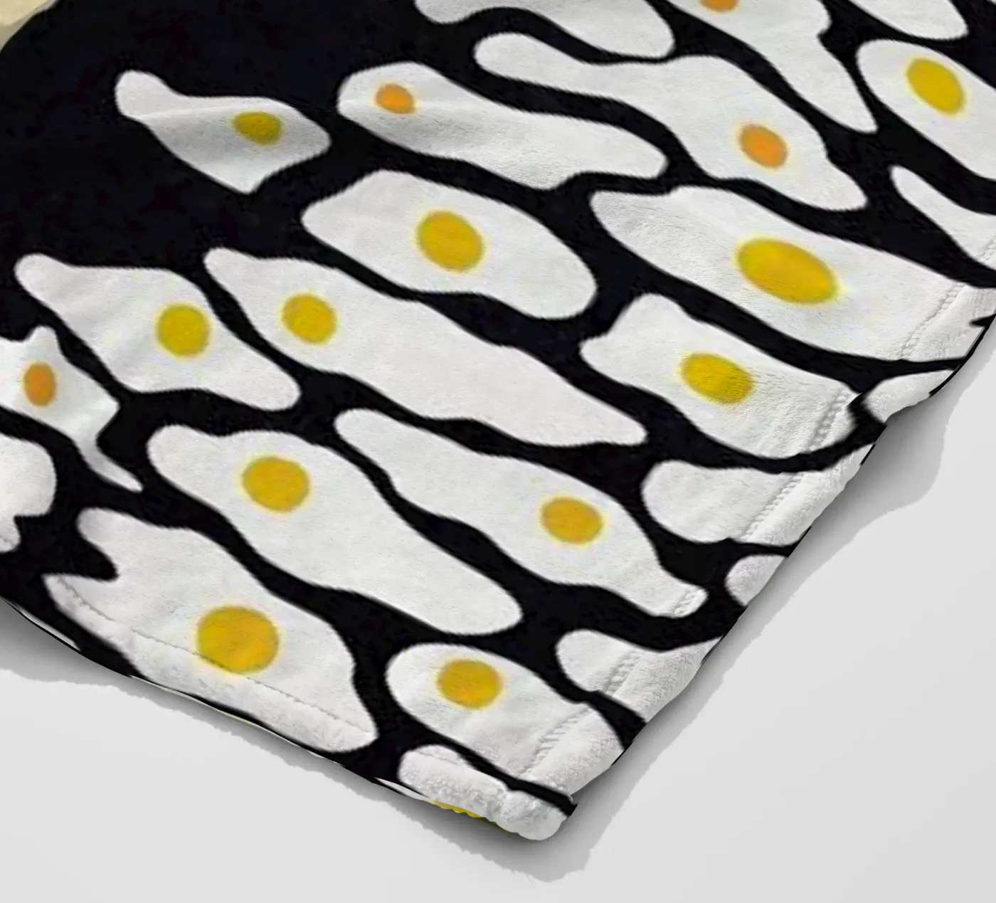 Surrounded Fleecedecke von Amalia Restrepo