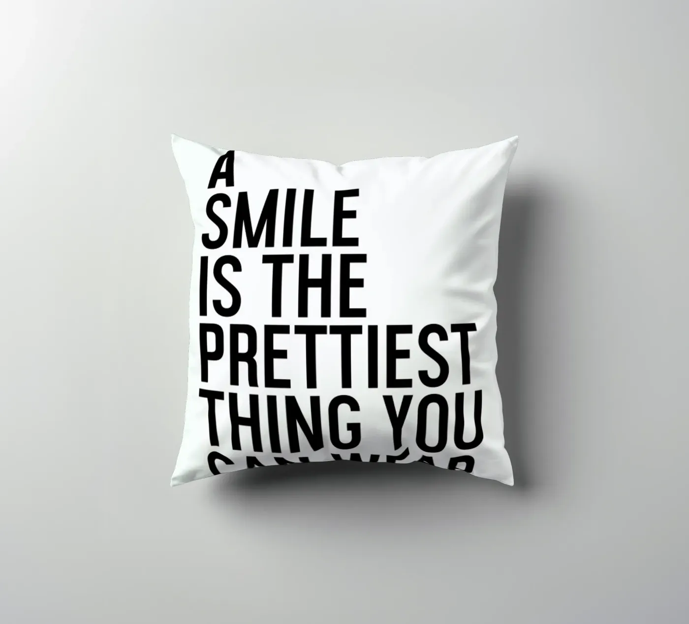 A Smile Is The Prettiest cuscino da Honeymoon Hotel