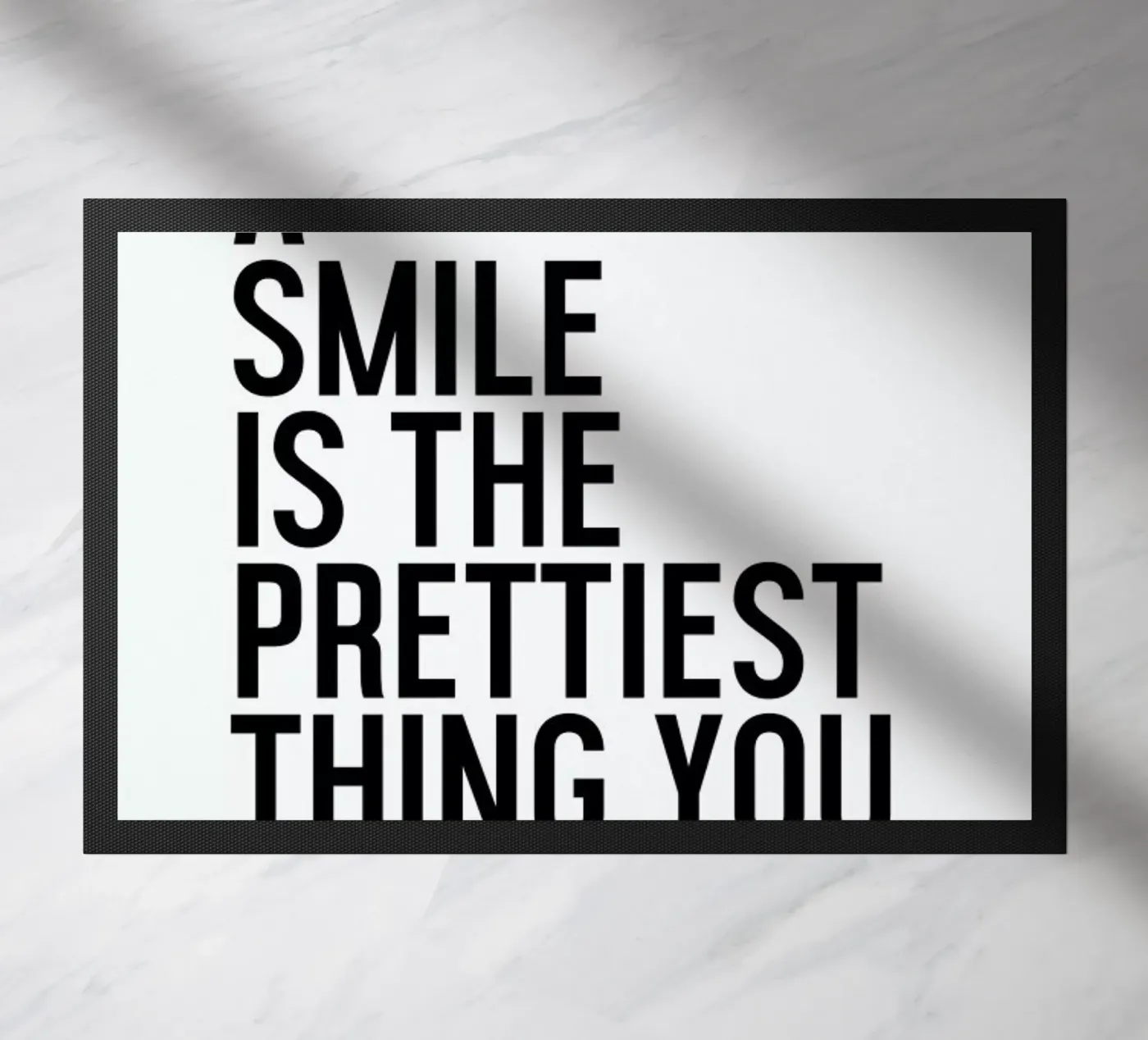 A Smile Is The Prettiest Fußmatte von Honeymoon Hotel