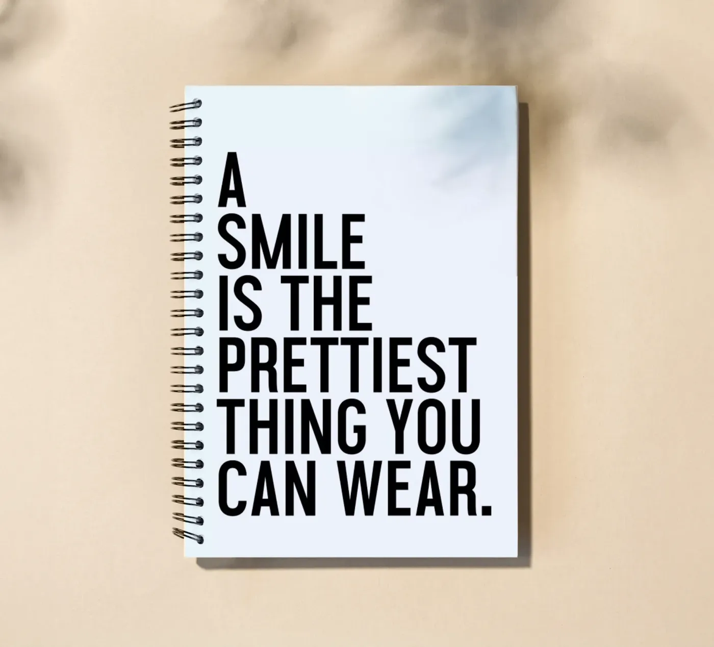 A Smile Is The Prettiest diario ad anelli da Honeymoon Hotel